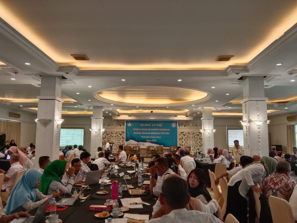 DINAS PENDIDIKAN DAN KEBUDAYAAN KUBU RAYA TERAPKAN PERENCANAAN ANGGARAN BOSP BERBASIS DATA RAPOR PENDIDIKIAN